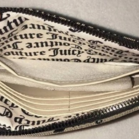 NWT* JUICY COUTURE* FUR-GET ME NOT DESIGNER WRISTLET🥰 3 STYLES/COLOR) - Picture 2 of 4